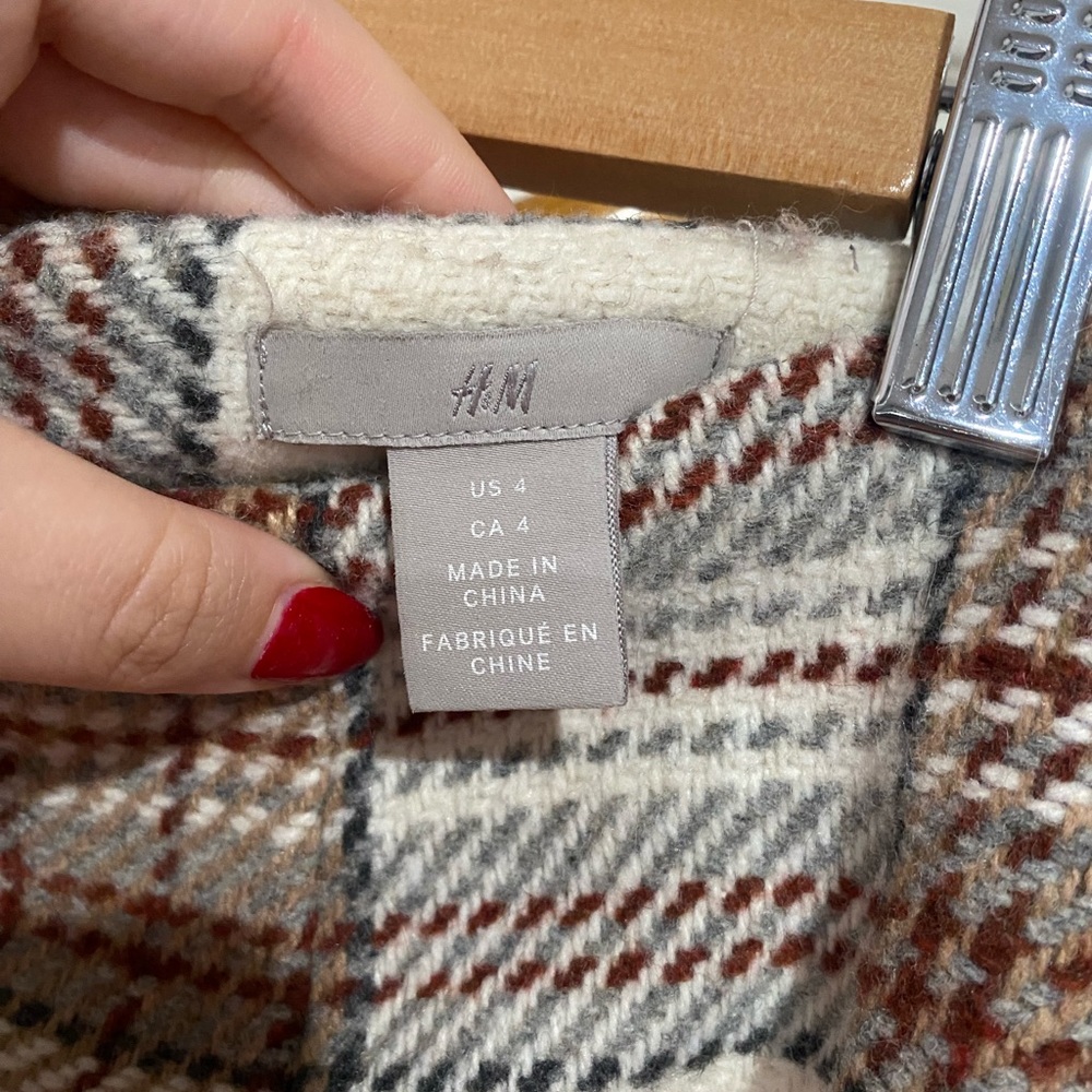 NWOT H&M Plaid Skirt - Picture 3 of 5